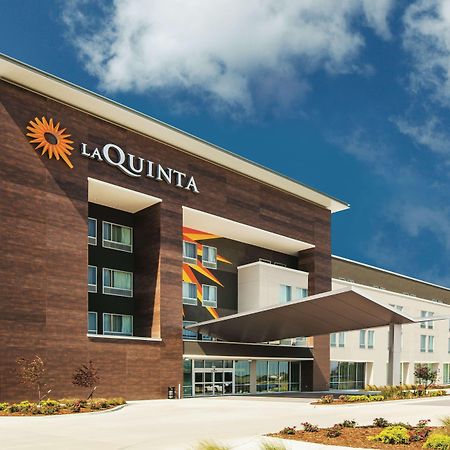 Hotel La Quinta By Wyndham Wichita Northeast Extérieur photo